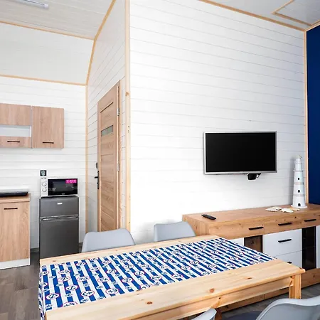 Ferienhaus Cottages, 500m To The Lake, *